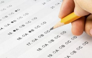 Faut-il passer le SAT pour étudier aux États-Unis ?